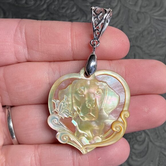 Butterfly And Labrador Retriever Carved Mother of Pearl Heart Pendant - Picture 4 of 9